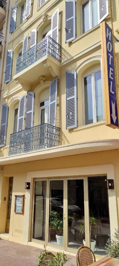 فندق Saint-Raphaëlفي  نوفيل أوتل المظهر الخارجي الصورة